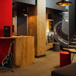 Ibis Gare De L Est 10ème Hotel Parijs